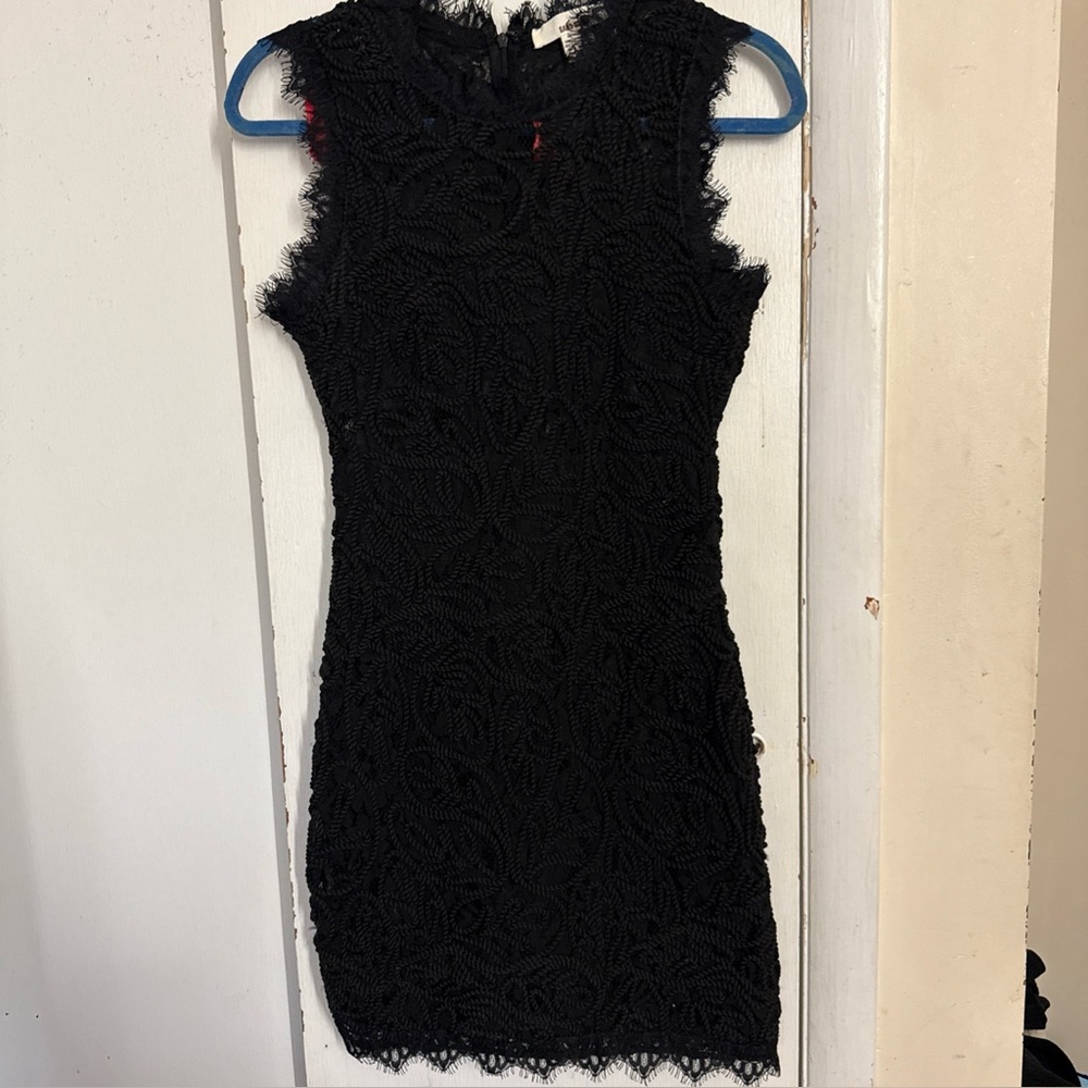 Sans Souci Sleeveless Bodicon Mini crochet Lace Cut Out Dress Size Medium